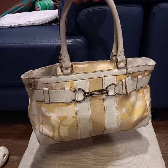 Coach Hampton Optic Signature Stripe Yellow White Double Handle Shoulder Bag - Picture 2 of 7